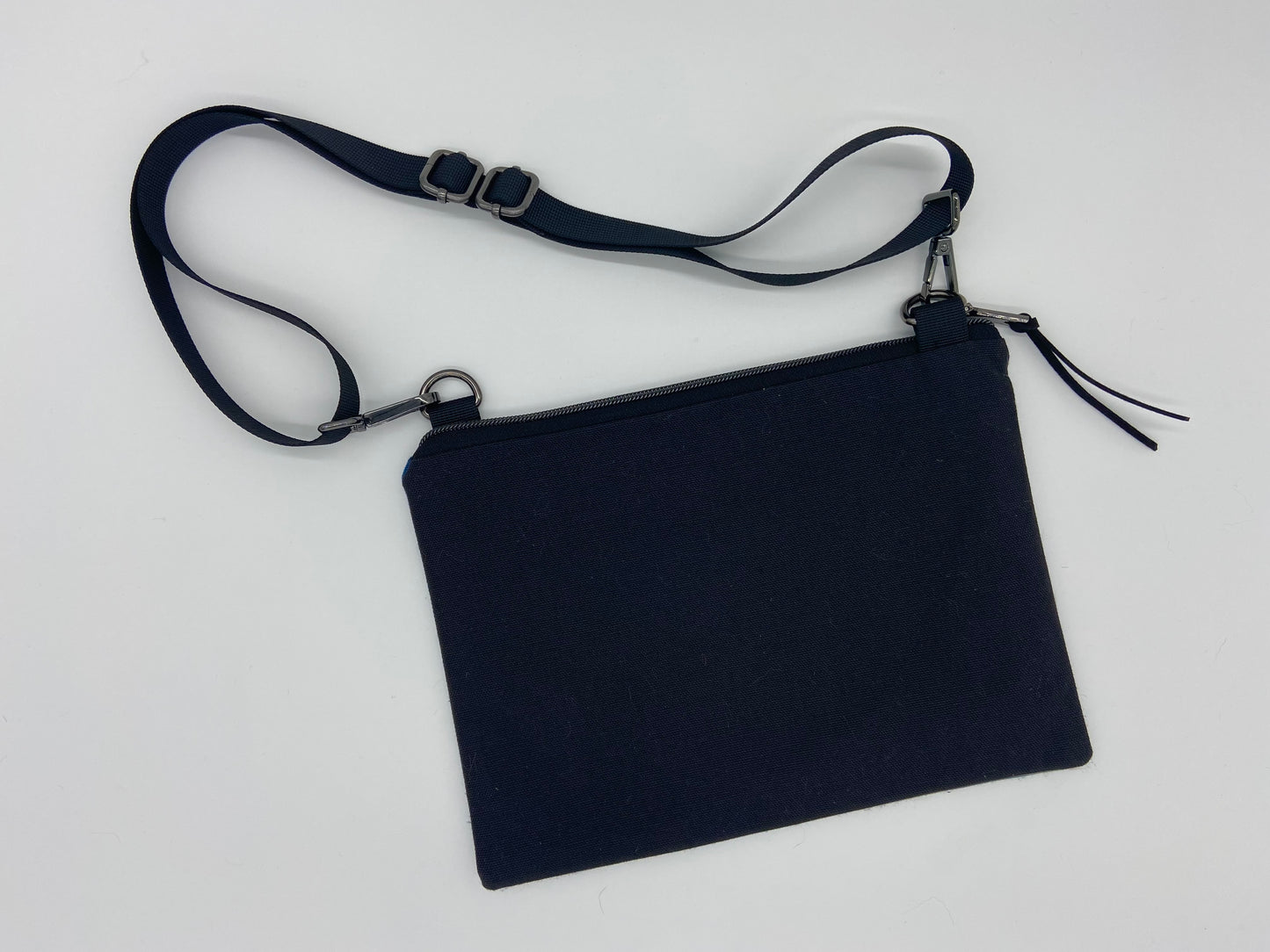 blue shoulder bag